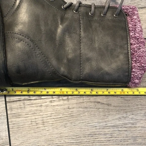 Sketchers combat style lace up booties that can be folded down charcoal brown - Picture 15 of 15